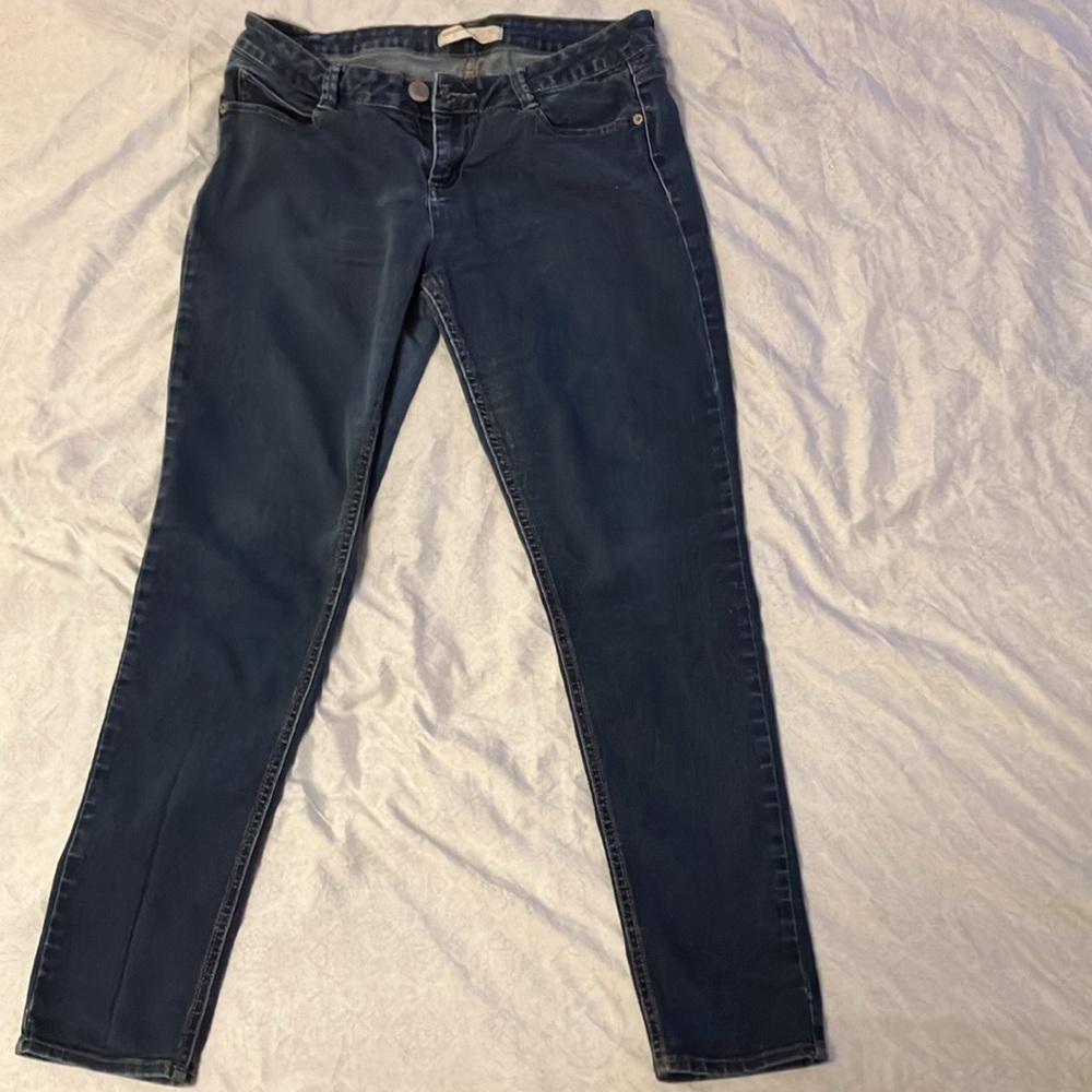 #85 - Women’s No Boundaries Blue Jeans - Size 13 - Very Good Condition